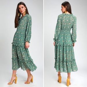 Lulus Delphine sage green floral midi dress NWT